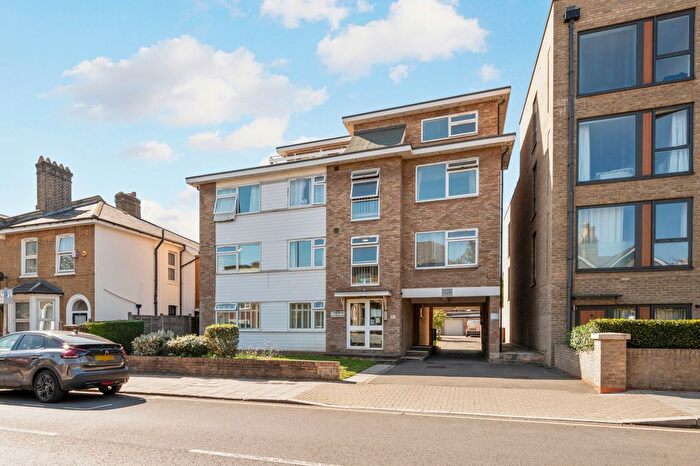 1 Bedroom Flat To Rent In Hartfield Road, London, SW19