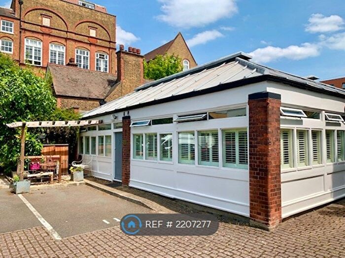 2 Bedroom Flat To Rent In Greenwich Academy, London, SE10