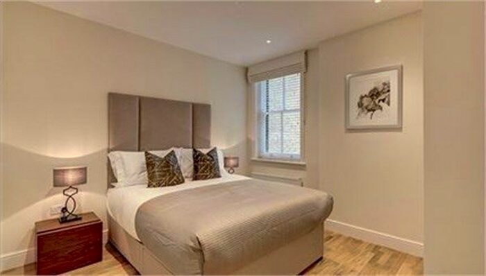 1 Bedroom Flat To Rent In Hamlet Gardens, London, W6