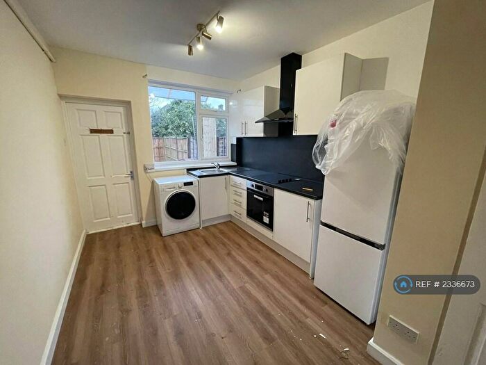 2 Bedroom End Of Terrace House To Rent In Robinhood Close, Mitcham, CR4