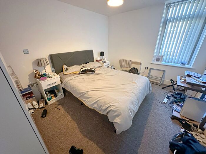 2 Bedroom Flat To Rent In Mount Pleasant, Liverpool, L3