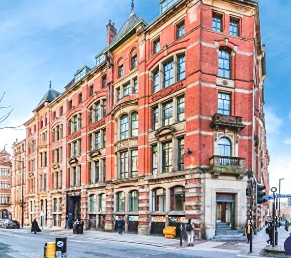 2 Bedroom Flat For Sale In Portland House, A Portland Street, Manchester, Greater Manchester, M1