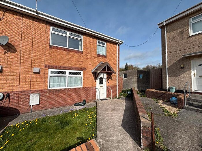 3 Bedroom Semi-Detached House For Sale In Tirgof, Llangennech, Llanelli, SA14