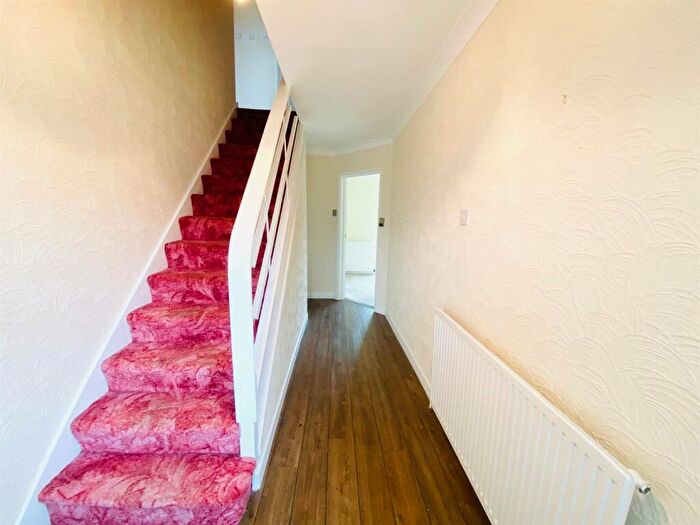 3 Bedroom Semi-Detached House For Sale In Westminster Avenue, Ashton U Lyne, OL6