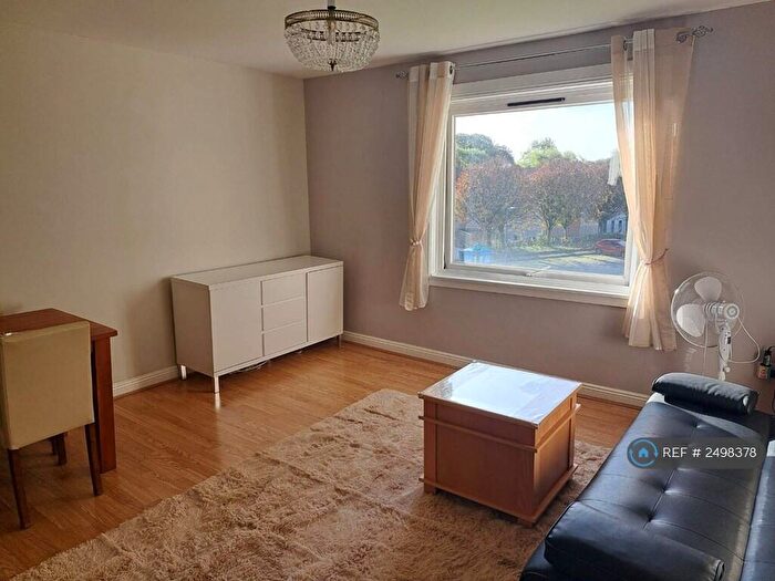 3 Bedroom Flat To Rent In Tarbolton Road, Cumbernauld, G67