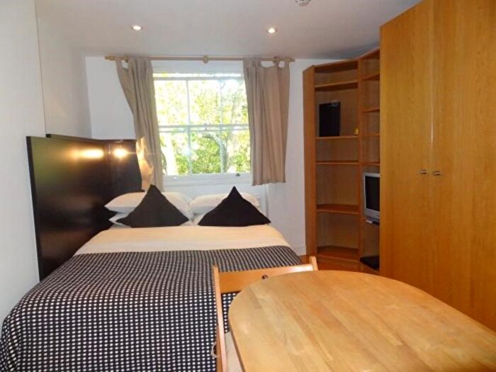 Studio To Rent In Cartwright Gardens, London, WC1H