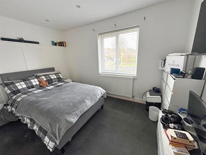 3 Bedroom Terraced House For Sale In Daisy Hill, Silsden, BD20