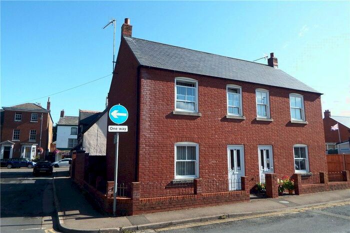 3 Bedroom Semi-Detached House To Rent In Back Lane, Holbeach, PE12