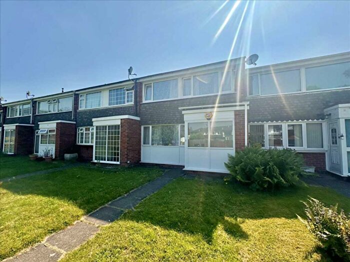 3 Bedroom Terraced House To Rent In Coniston Close, Birmingham, B28