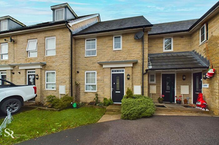 3 Bedroom Terraced House To Rent In Sovereign Way, Chapel-En-Le-Frith, SK23