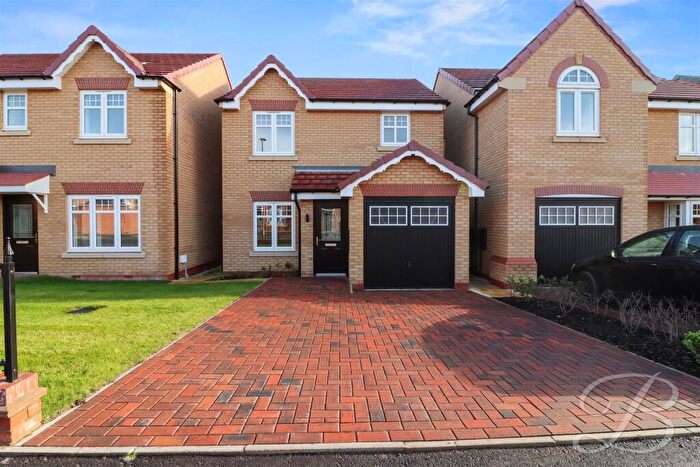 3 Bedroom Detached House For Sale In Longwall Lane, Edwinstowe, NG21