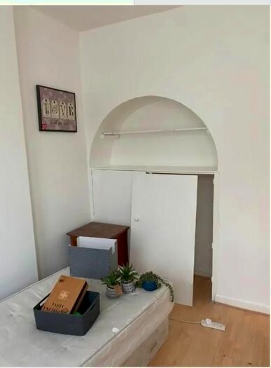 3 Bedroom Terraced House To Rent In Northborough Road, Norbury, London, SW16