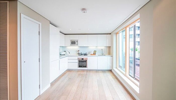 3 Bedroom Flat To Rent In Merchant Square, Paddington, W2