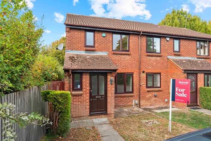 3 Bedroom End Of Terrace House For Sale In Duncan Close, Welwyn Garden City, Herts, AL7