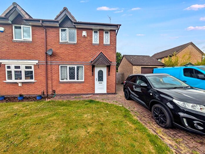 3 Bedroom Semi-Detached House For Sale In Thatch Lane, Ingleby Barwick, Stockton-On-Tees, TS17