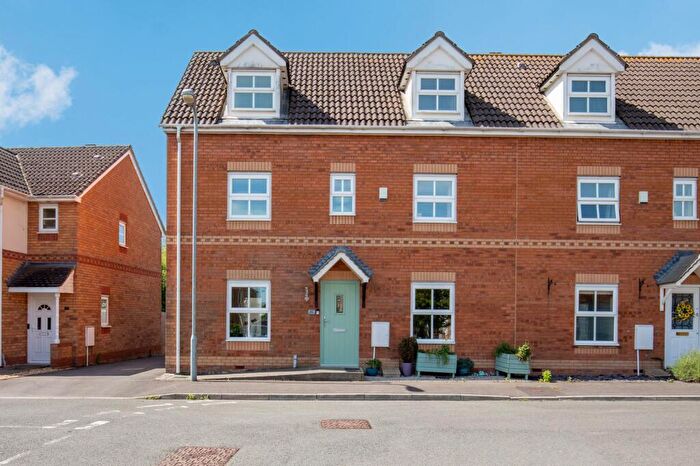 4 Bedroom Semi-Detached House For Sale In Spencer David Way, St. Mellons, CF3