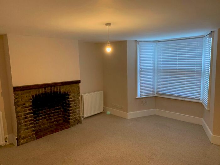 1 Bedroom Flat To Rent In Northwood Road, Highgate, London, N6