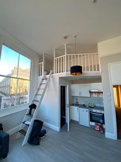 Studio To Rent In Barnsbury Road, London, N1