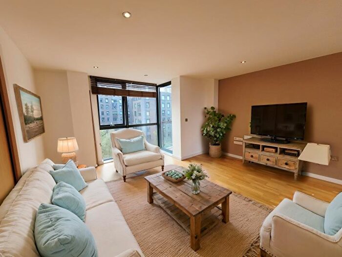 2 Bedroom Apartment To Rent In Apt . :: Flint Glass Wharf, M4