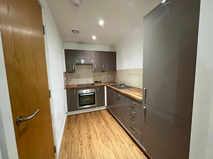 2 Bedroom Apartment To Rent In Leaf Street, Manchester, M15