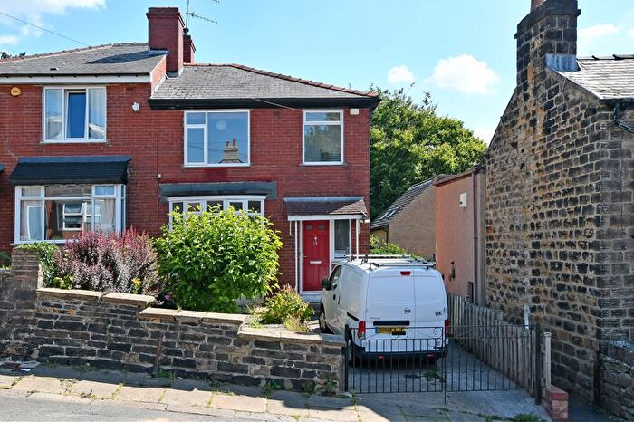 3 Bedroom Semi Detached House For Sale In Fairbarn Road, Stannington, Sheffield, S6