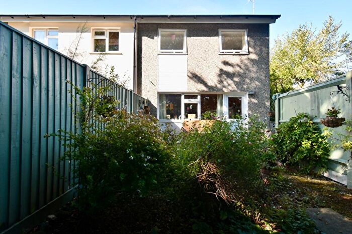 3 Bedroom Terraced House For Sale In Millcroft, Norwich, NR3