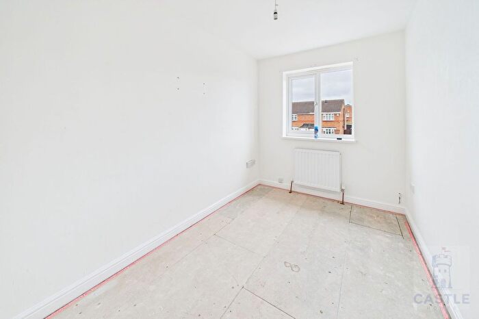 4 Bedroom Semi-detached House To Rent In Hoskins Way, Middlesbrough, TS3