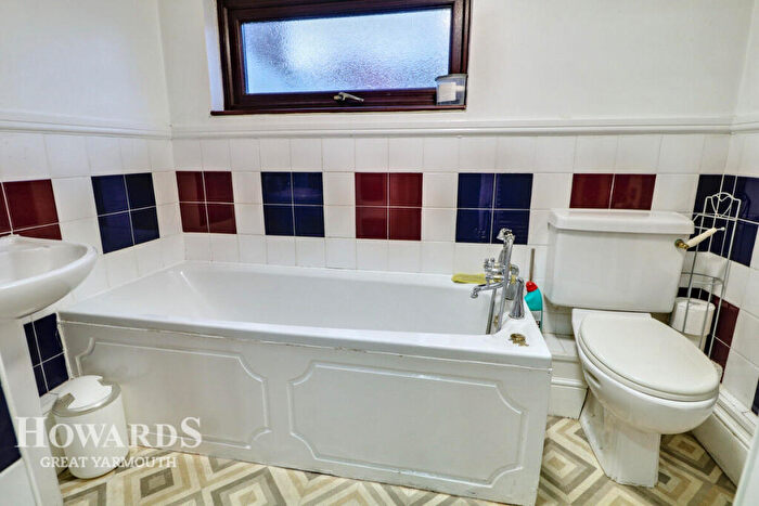 3 Bedroom End Of Terrace House For Sale In Palgrave Road, Great Yarmouth, NR30