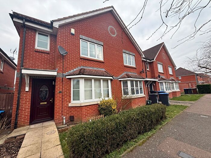 3 Bedroom Property To Rent In Purdom Road, Welwyn Garden City, AL7