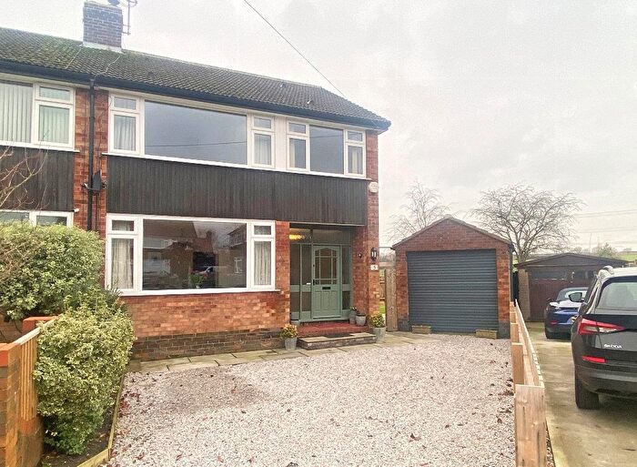 3 Bedroom Semi Detached House For Sale In Chapel Close, Skidby, Cottingham, HU16