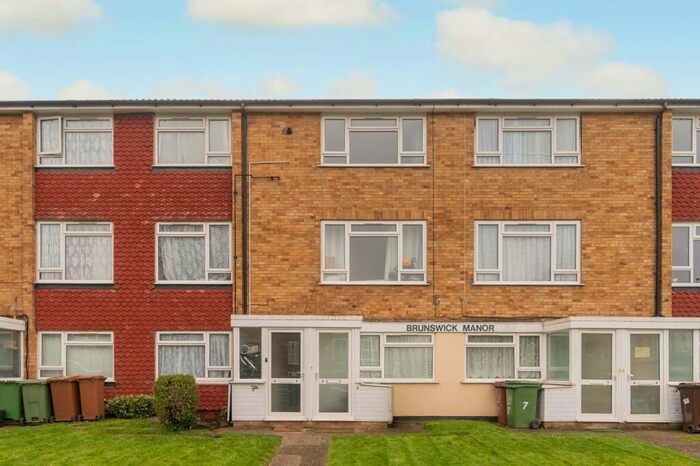 2 Bedroom Maisonette To Rent In Brunswick Road, Sutton, SM1