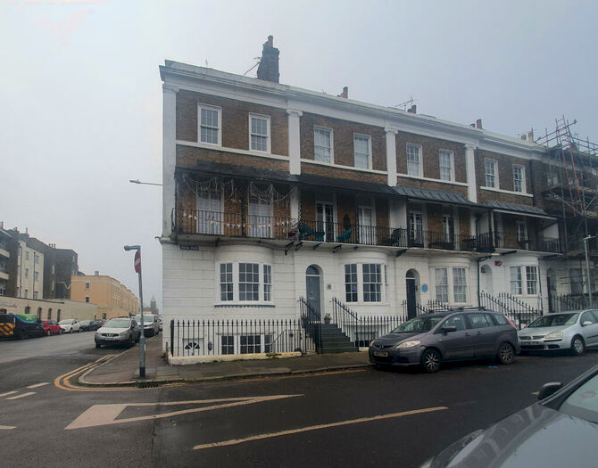 2 Bedroom Flat To Rent In Royal Road, Ramsgate, CT11