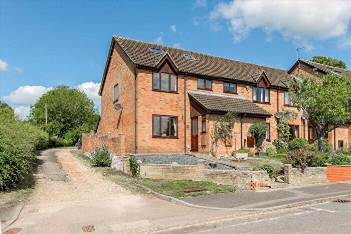 5 Bedroom End Of Terrace House For Sale In Spinney Hill Road, Olney, MK46