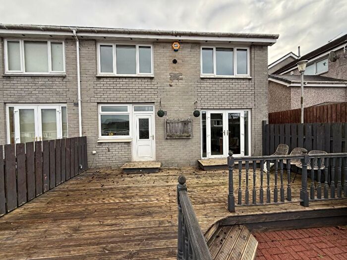 3 Bedroom End Terrace House To Rent In Lindsay Loan, Lanark, ML11