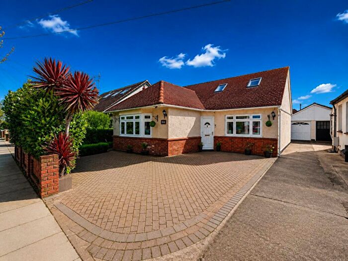 4 Bedroom Bungalow For Sale In North Crescent, Southend-on-Sea, Essex, SS2