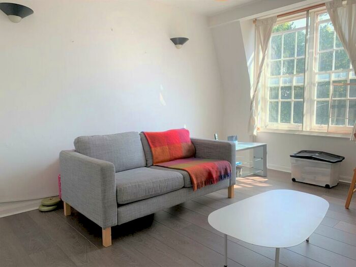 1 Bedroom Apartment To Rent In Halton Road, Highbury & Islington, N1