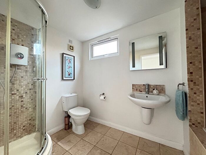 4 Bedroom Detached House For Sale In Glebe Crescent, Kenilworth, CV8
