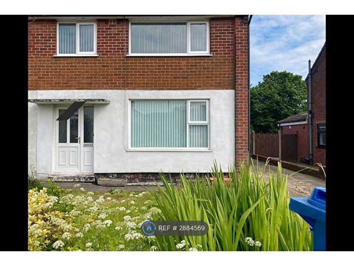 3 Bedroom Semi Detached House To Rent In Quebec Road, Blackburn, BB2