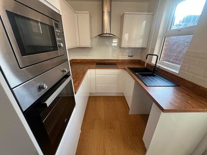 2 Bedroom End Of Terrace House To Rent In Bedford Road, Bootle, L20