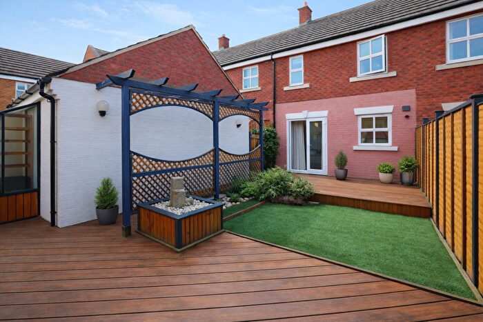 4 Bedroom Semi Detached House To Rent In Wright Way, Stoke Park, BS16