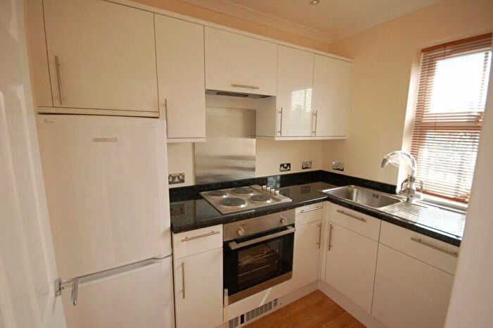 2 Bedroom Apartment To Rent In Oxford Road, Reading, Berkshire, RG30