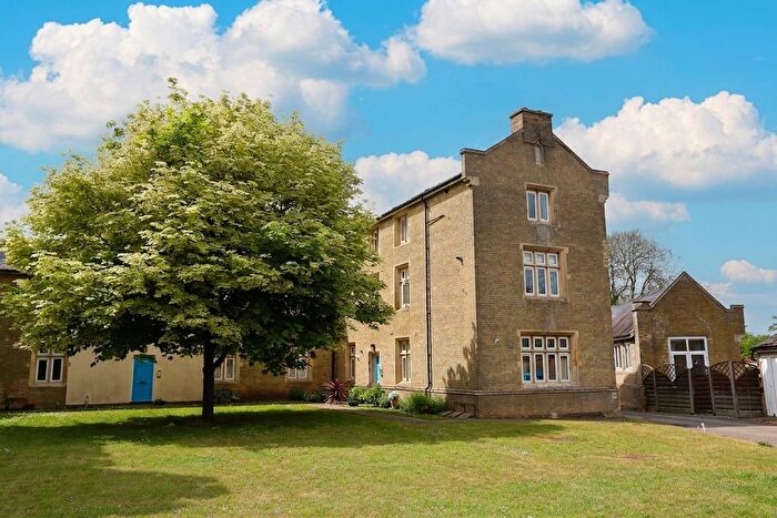 1 Bedroom Flat For Sale In Tower Road, Ely, CB7