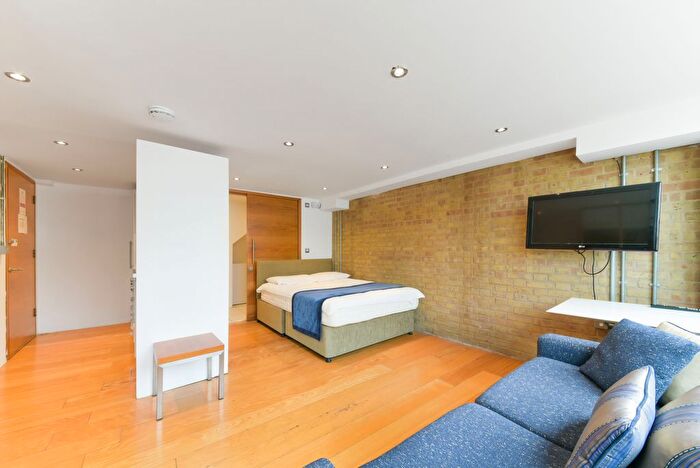 Studio To Rent In Maltings Place, SE1