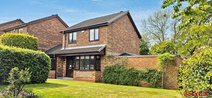 3 Bedroom Detached House For Sale In Mossdale, Wilnecote, Tamworth, B77