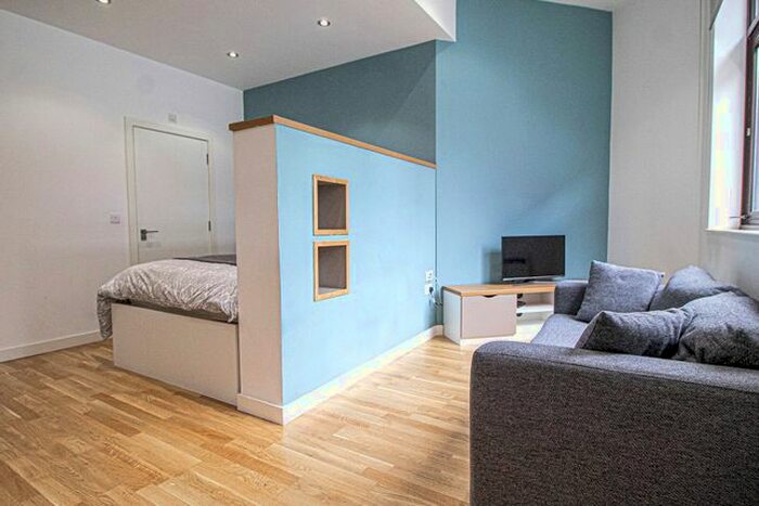 Studio To Rent In Apt, Q One Residence #, LS2