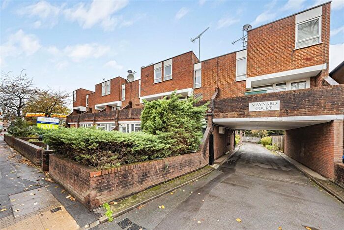 2 Bedroom Property For Sale In Clarence Road, Windsor, SL4