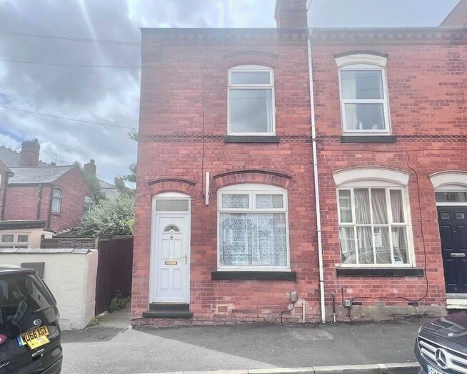 3 Bedroom End Of Terrace House To Rent In Rochester Road, Northfield, Birmingham, B31