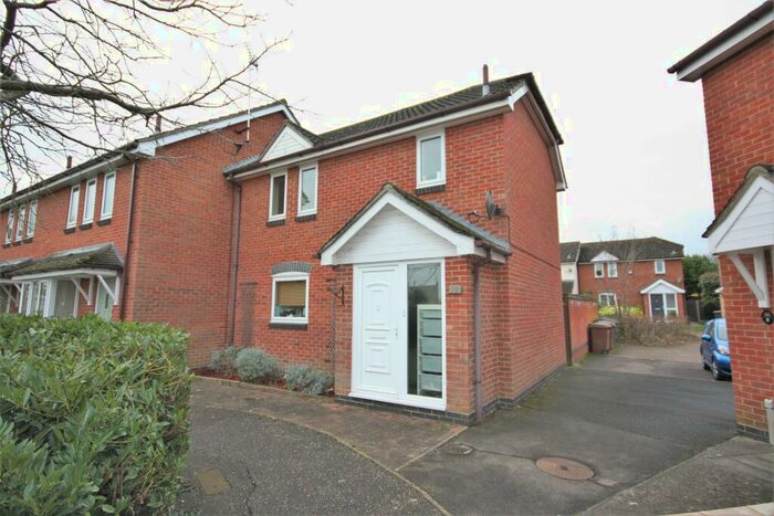 3 Bedroom End Of Terrace House To Rent In Chester Place, Chelmsford, CM1