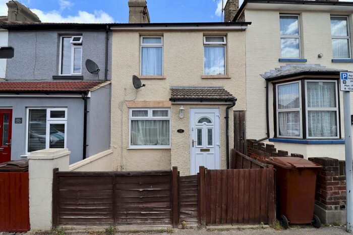 2 Bedroom Terraced House To Rent In Tufton Road, Rainham, ME8