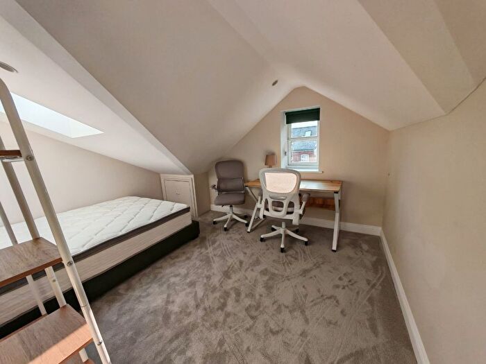 5 Bedroom Terraced House To Rent In Herbert Road, London, SW19